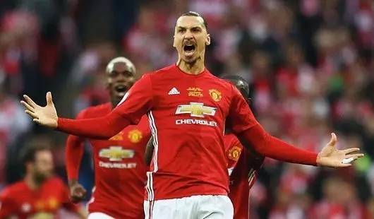 再现红黑军 再现红黑军