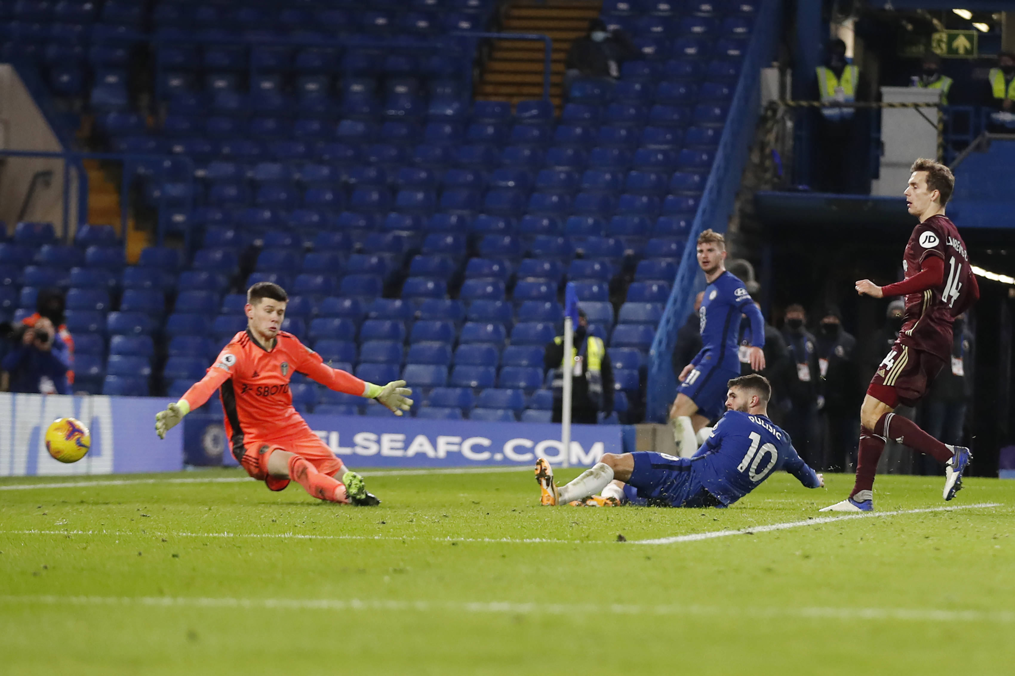 在当今的足 在当今的足